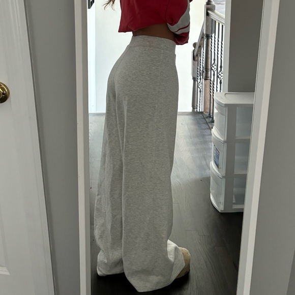 Wide Leg Sweatpants - Picture 2 of 2